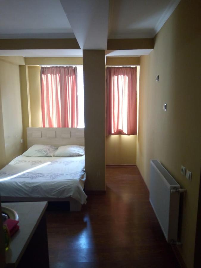 Hotel Vake-House Tiflis Exterior foto